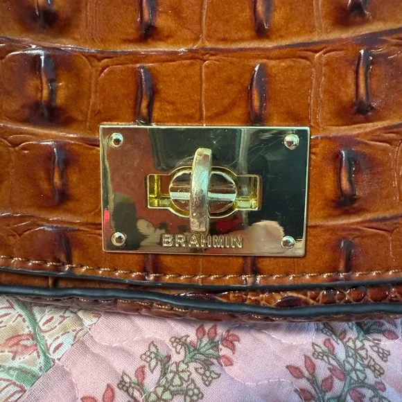 Brahmin Brown Crocodile Embossed Shoulder Bag - Picture 2 of 9